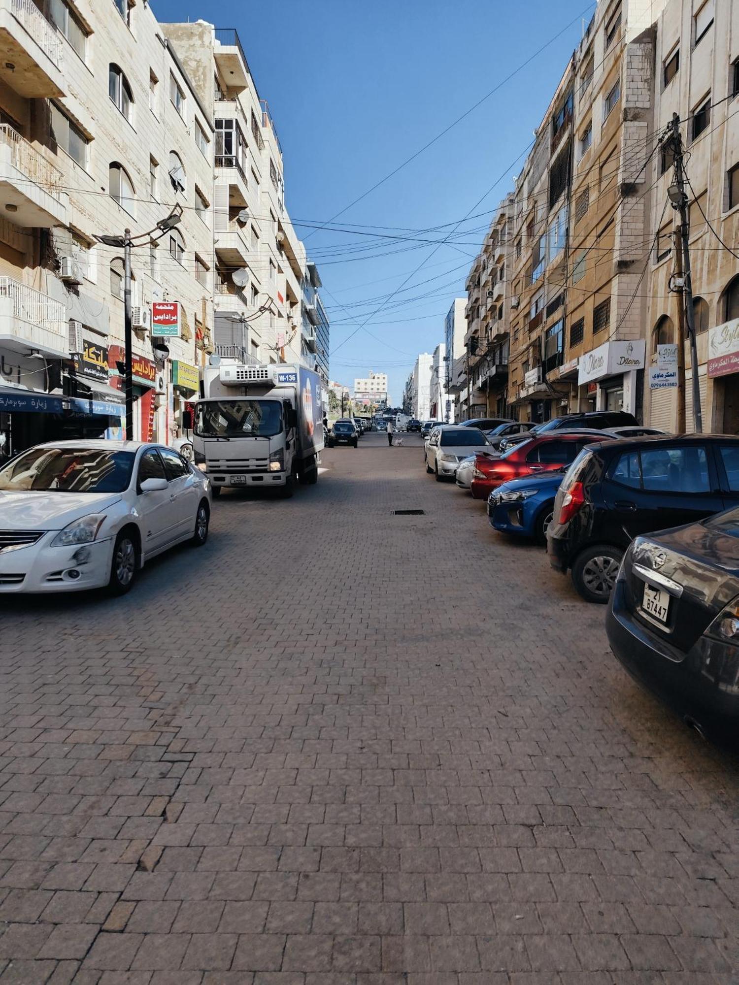 Gentle Breeze Studio1 Amman Luaran gambar