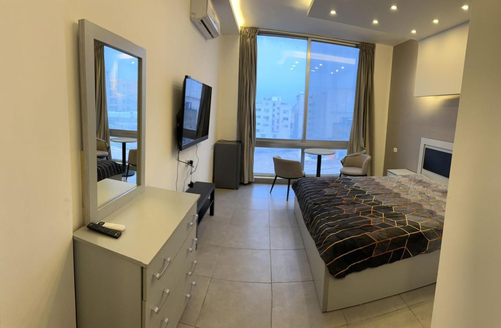 Gentle Breeze Studio1 Amman Luaran gambar